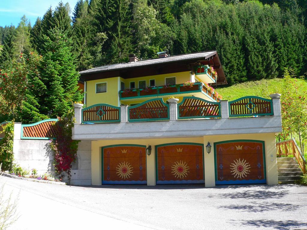 Haus Elisabeth Acomodação com café da manhã Mühlbach am Hochkönig Exterior foto